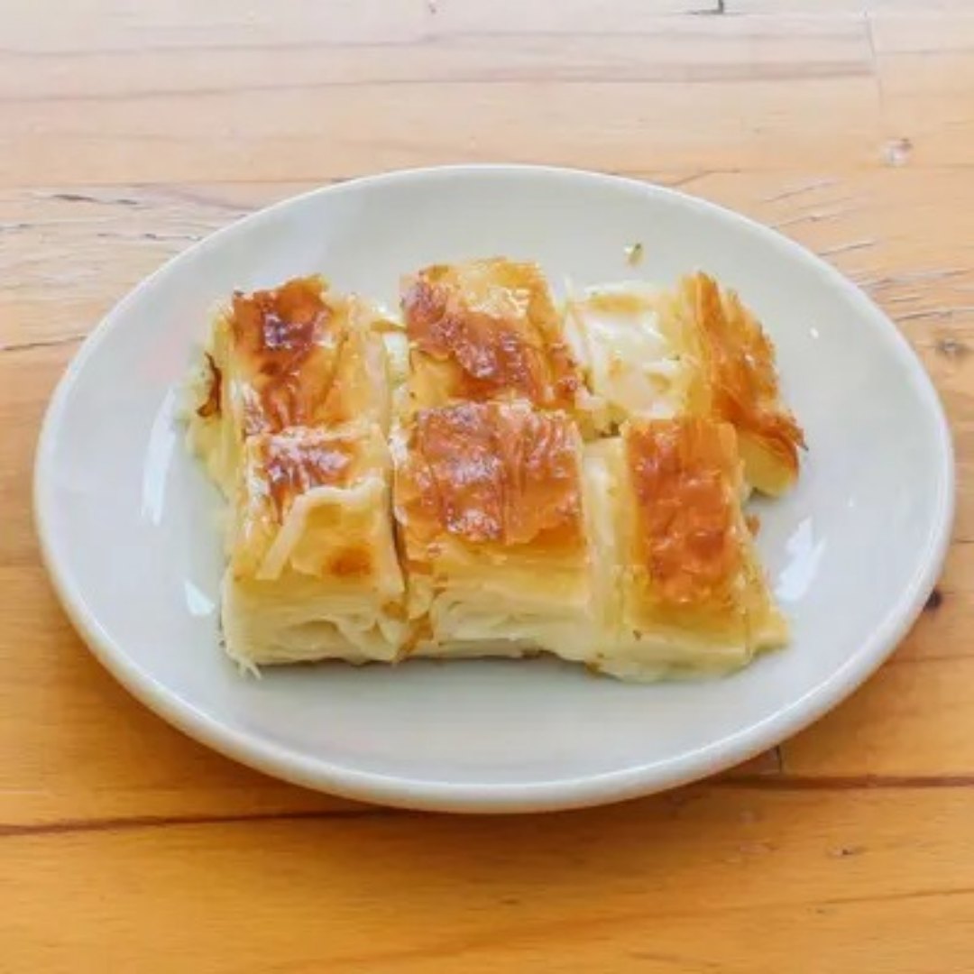 Tereyağlı Peynirli Su Böreği (1 kg.)